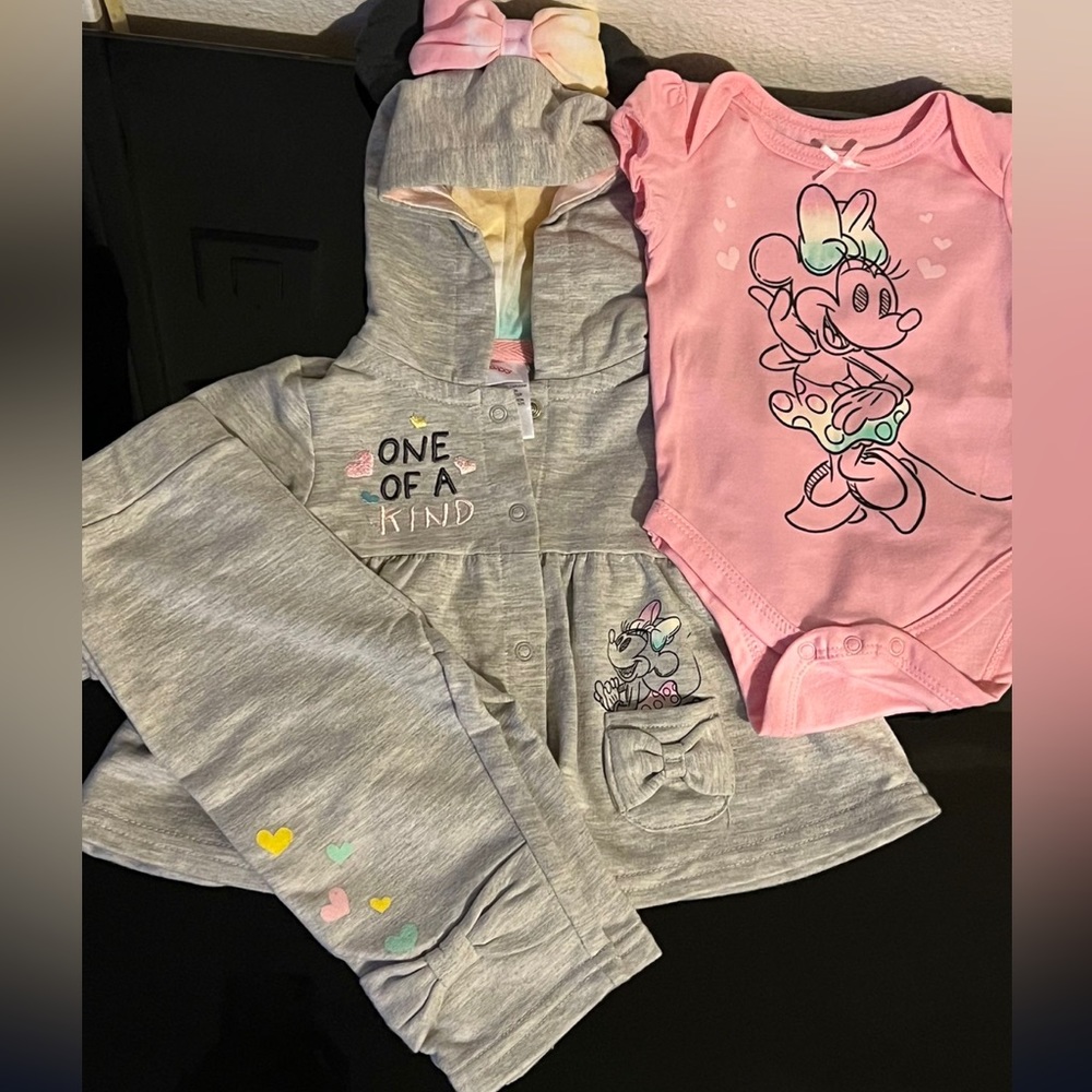 Baby clothes